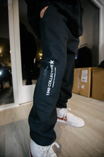 Load image into Gallery viewer, 1340 HANDMADE FOR FRIENDS & FAMILY - SWEATPANTS (1/1)