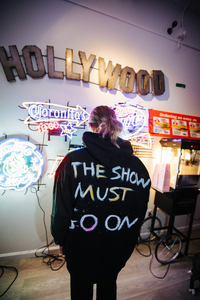 1340 HANDMADE "SHOW MUST GO ON" - HOODIE (1/1)