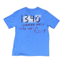 Load image into Gallery viewer, 1340 VINEYARD VINES - 1/1 HAND PAINTED TSHIRT - LARGE
